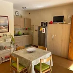 Апартаменты Villaggio White Star *